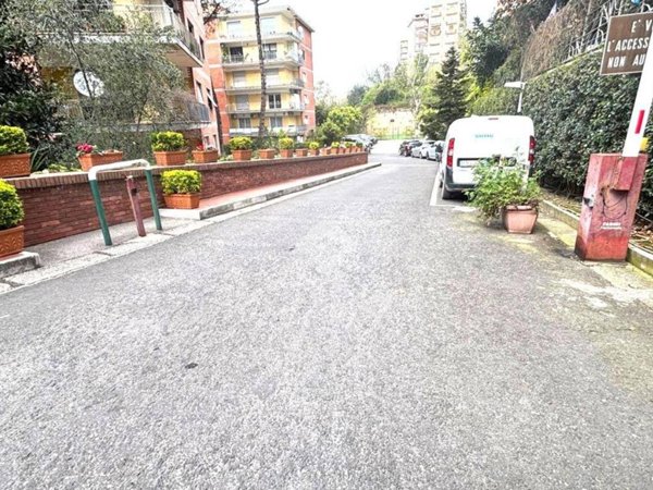 appartamento in vendita a Napoli in zona Arenella