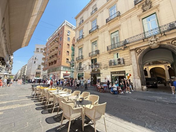 appartamento in vendita a Napoli