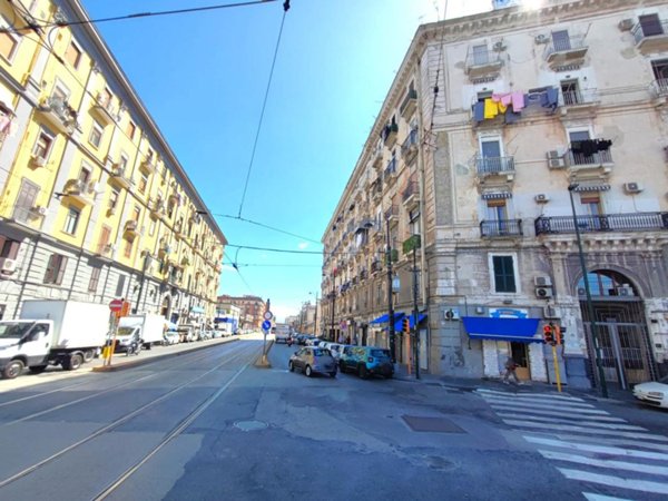 appartamento in vendita a Napoli in zona Pendino / San Giuseppe