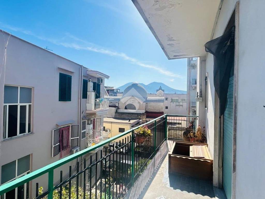 appartamento in vendita a Napoli in zona Ponticelli
