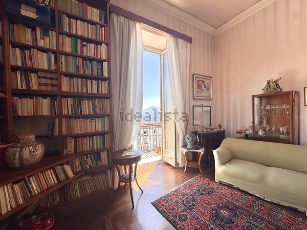 appartamento in vendita a Napoli in zona Arenella