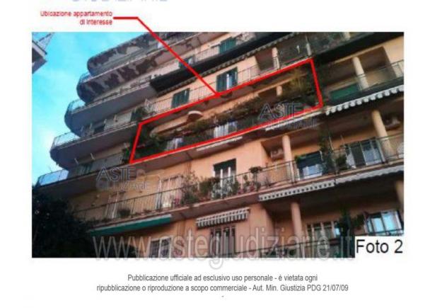 ufficio in vendita a Napoli in zona Vomero