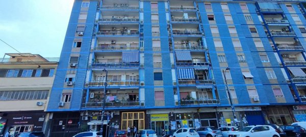 appartamento in vendita a Napoli in zona Poggioreale