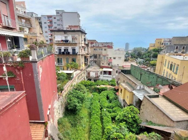 appartamento in vendita a Napoli