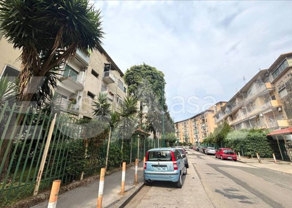 appartamento in vendita a Napoli in zona Secondigliano