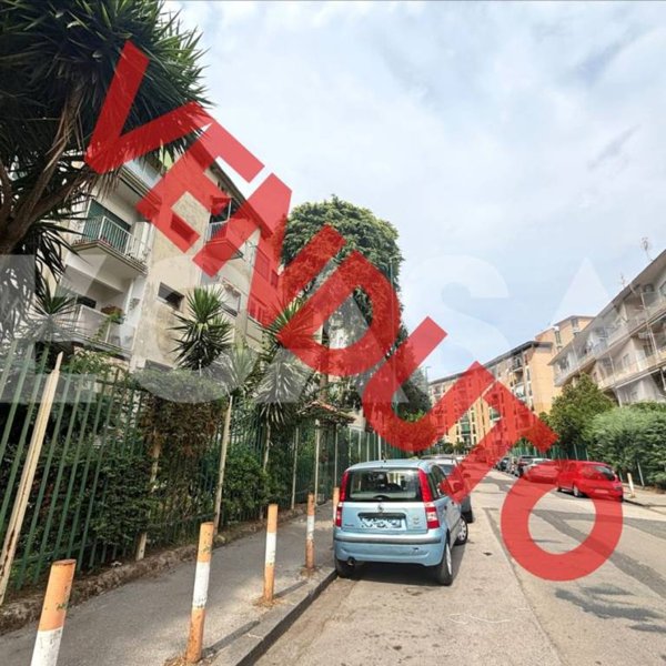 appartamento in vendita a Napoli in zona Secondigliano