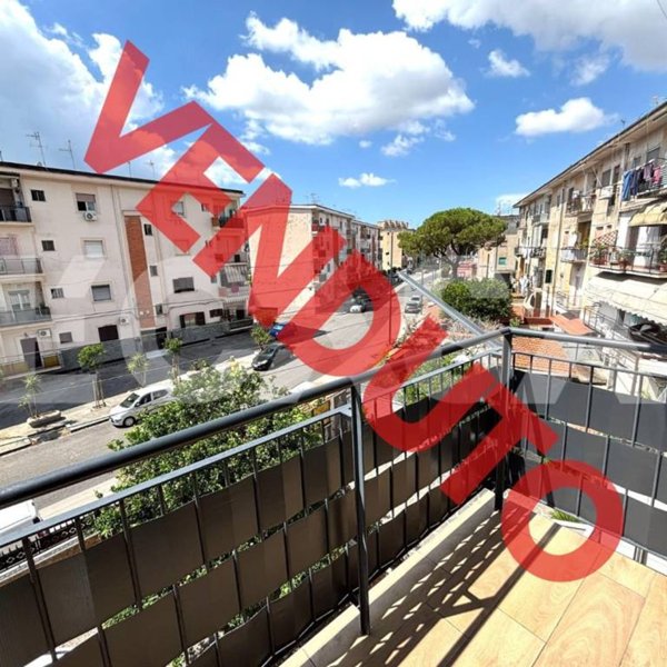 appartamento in vendita a Napoli in zona Secondigliano