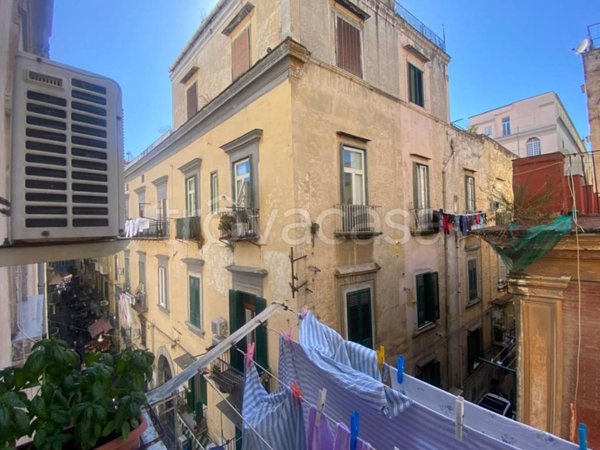 appartamento in vendita a Napoli in zona Stella