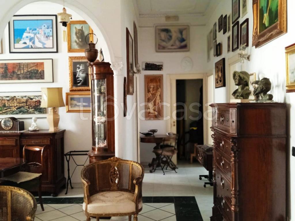appartamento in vendita a Napoli in zona Vomero