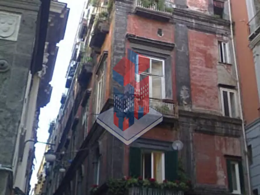 appartamento in vendita a Napoli in zona San Lorenzo
