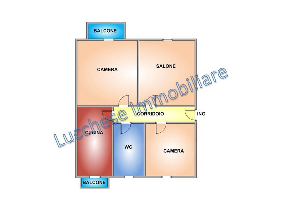 appartamento in vendita a Napoli in zona Bagnoli