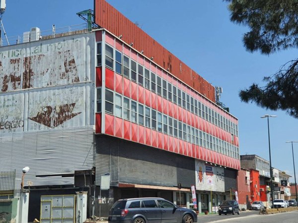 intera palazzina in vendita a Napoli in zona Barra