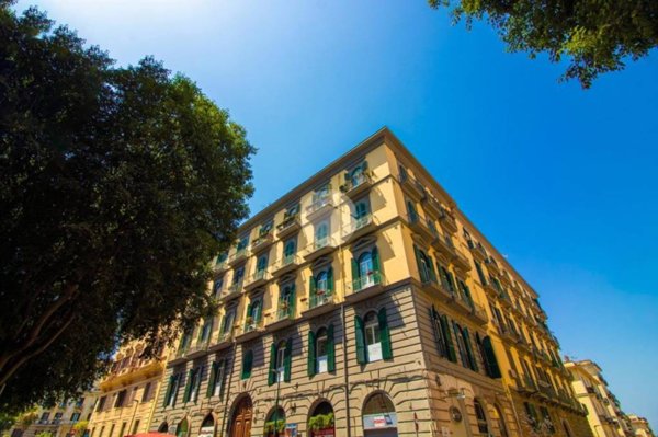 appartamento in vendita a Napoli in zona Vomero