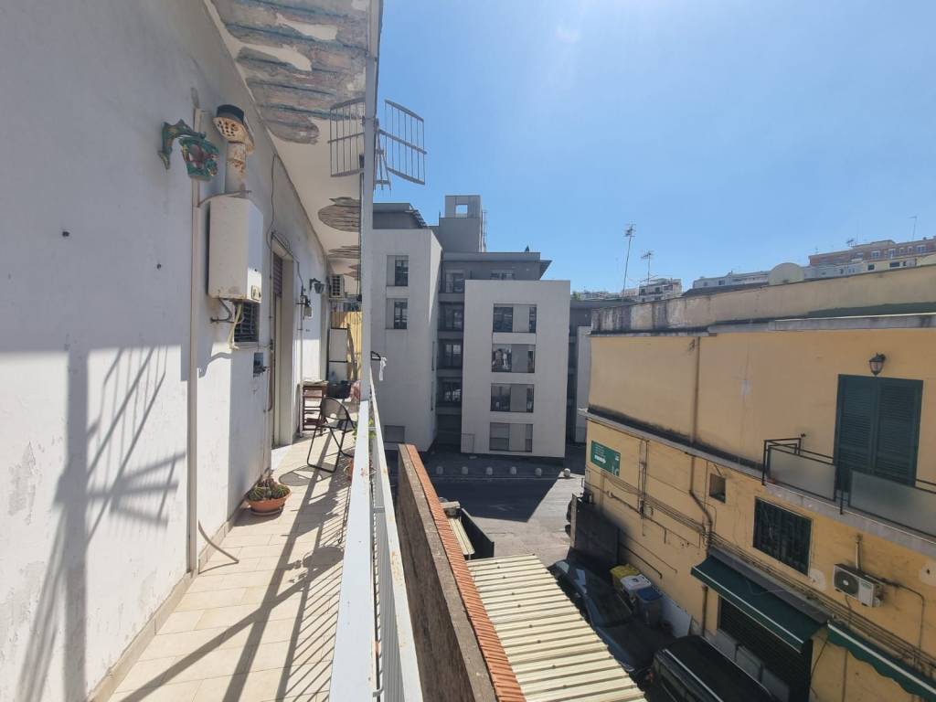 appartamento in vendita a Napoli in zona Capodimonte / Colli Aminei