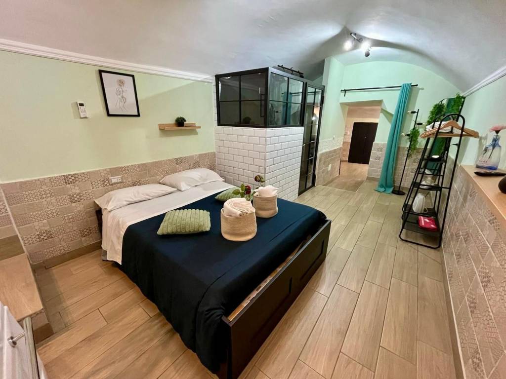 appartamento in vendita a Napoli in zona Pendino / San Giuseppe