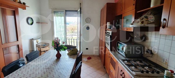 appartamento in vendita a Napoli in zona Zona Industriale-Ferrovia