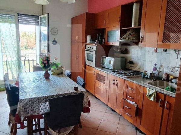 appartamento in vendita a Napoli in zona Zona Industriale-Ferrovia