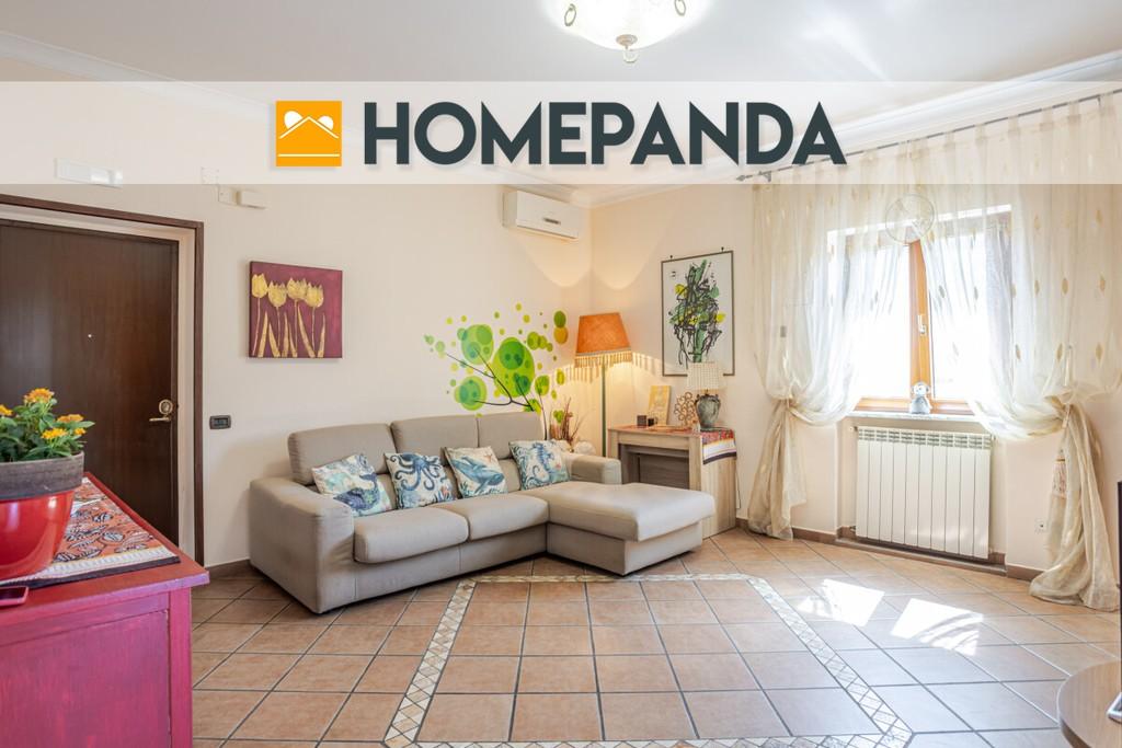 appartamento in vendita a Napoli in zona Bagnoli