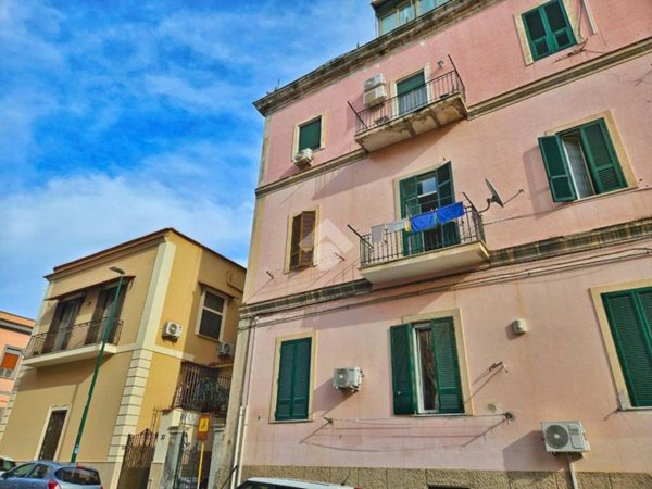 appartamento in vendita a Napoli in zona Bagnoli