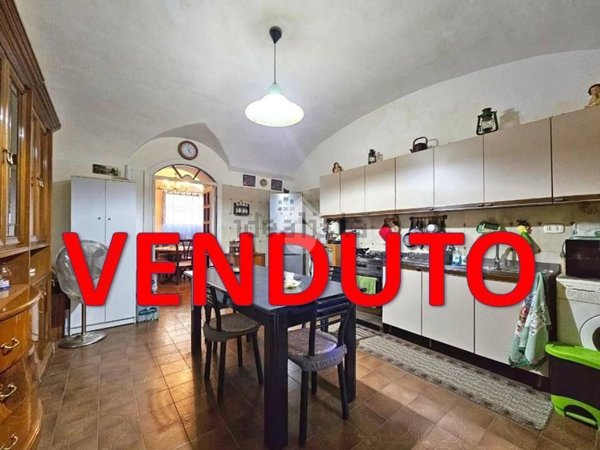 appartamento in vendita a Napoli in zona Bagnoli