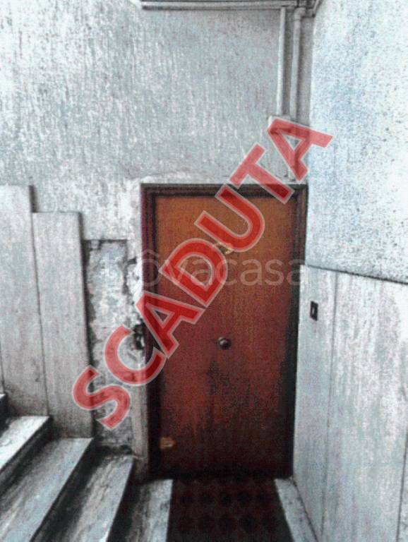 appartamento in vendita a Napoli in zona Barra