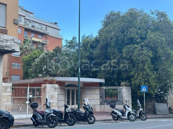 appartamento in vendita a Napoli in zona Posillipo