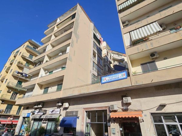appartamento in vendita a Napoli in zona Fuorigrotta