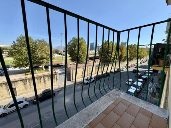 appartamento in vendita a Napoli in zona Chiaia
