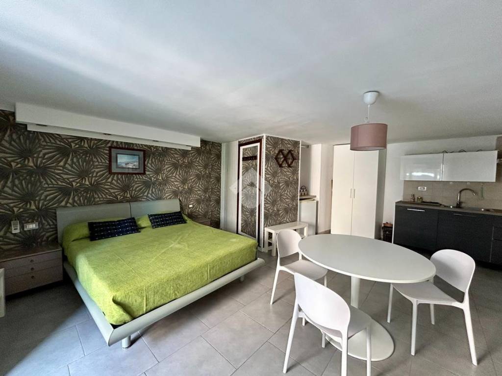 appartamento in vendita a Napoli in zona Capodimonte / Colli Aminei