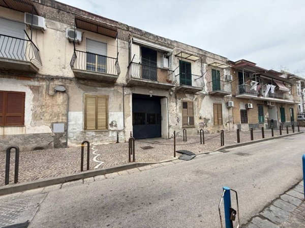 appartamento in vendita a Napoli in zona Ponticelli