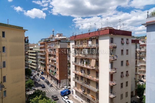 appartamento in vendita a Napoli in zona Vomero