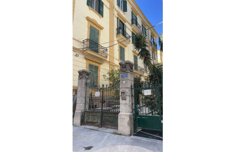 appartamento in vendita a Napoli