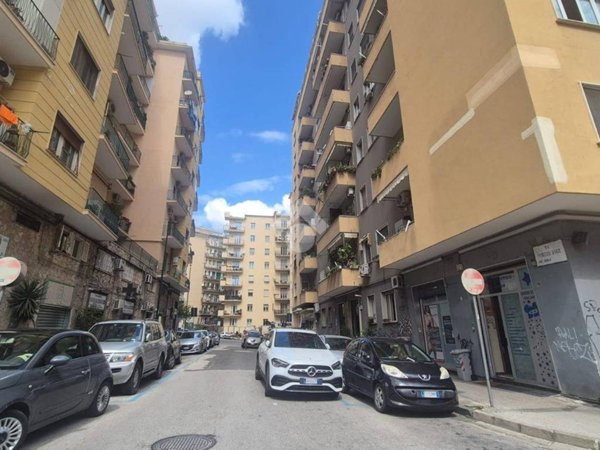 monolocale in vendita a Napoli in zona Arenella