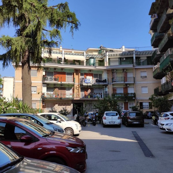 appartamento in vendita a Napoli in zona Soccavo