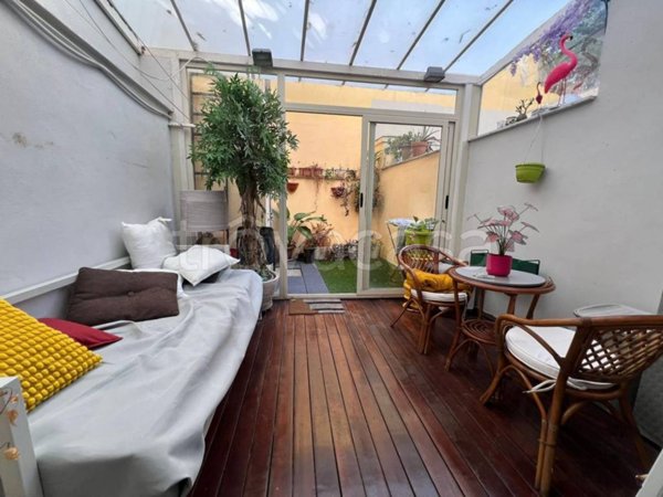 appartamento in vendita a Napoli in zona Chiaia