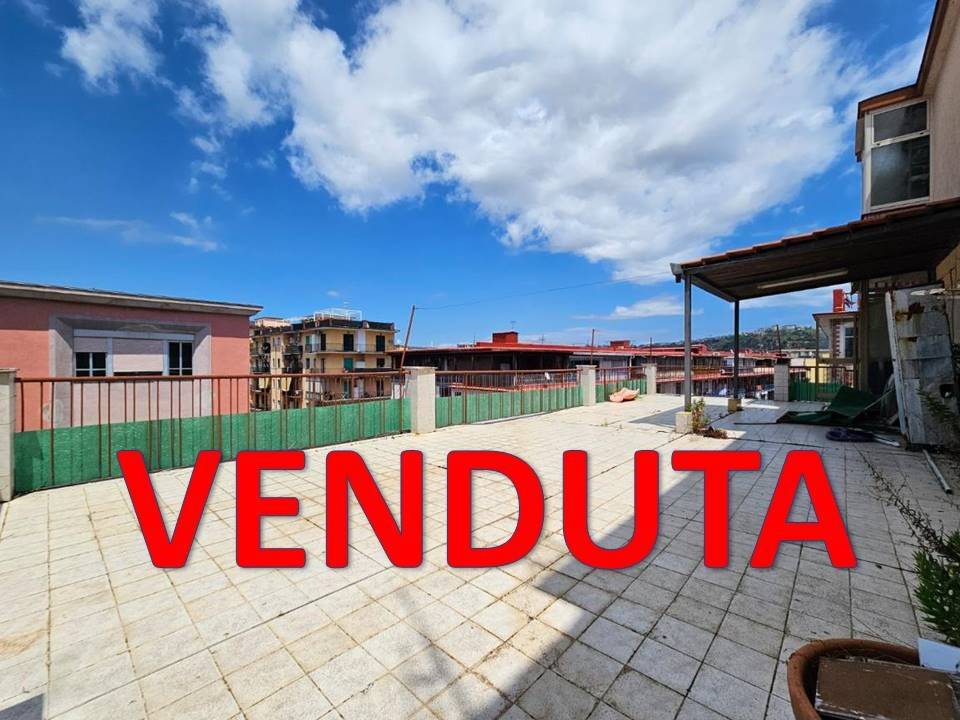 appartamento in vendita a Napoli in zona Bagnoli