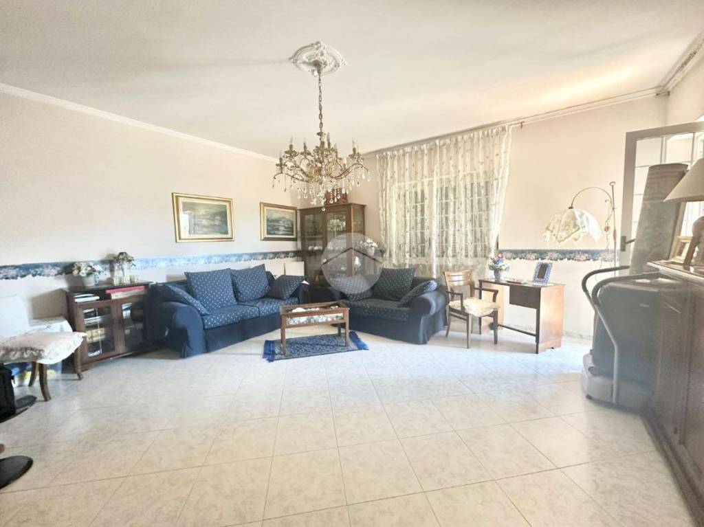 appartamento in vendita a Napoli in zona Piscinola