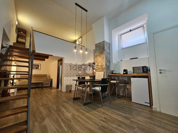appartamento in vendita a Napoli in zona Bagnoli