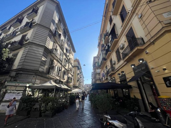 appartamento in vendita a Napoli