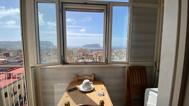 appartamento in vendita a Napoli in zona Bagnoli