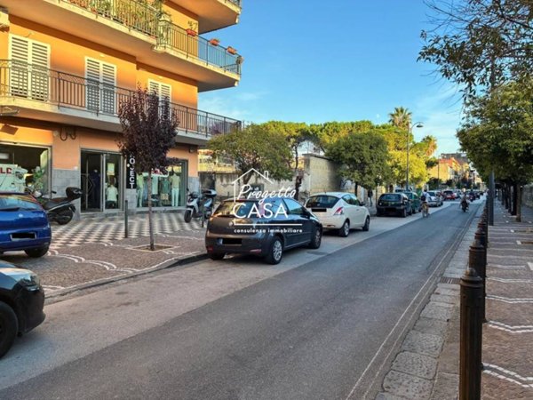 appartamento in vendita a Napoli in zona Barra