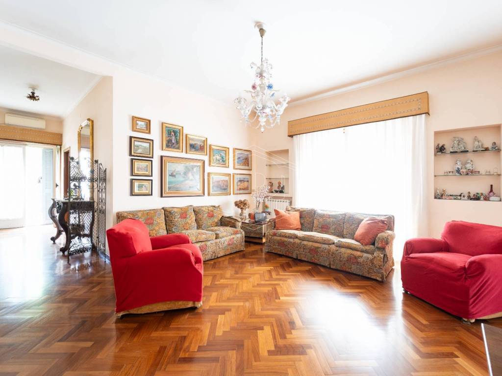 appartamento in vendita a Napoli in zona Miano