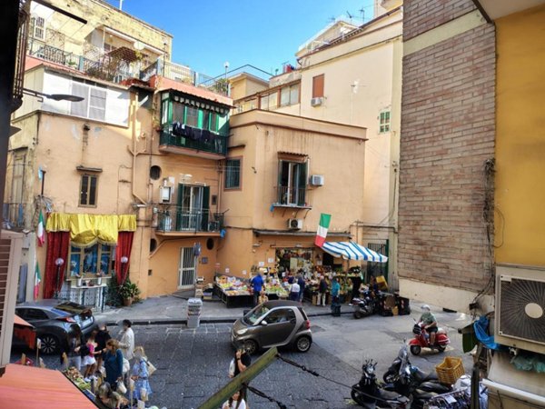 appartamento in vendita a Napoli in zona Vomero