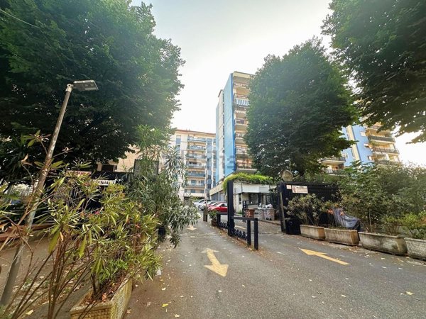 appartamento in vendita a Napoli in zona Arenella