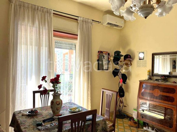 appartamento in vendita a Napoli in zona Arenella