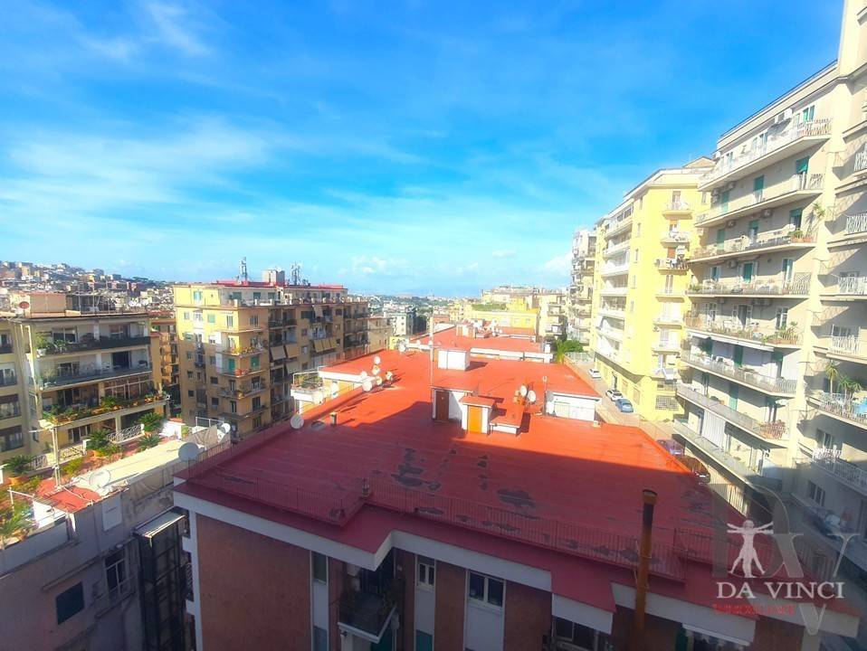 appartamento in vendita a Napoli in zona Vomero