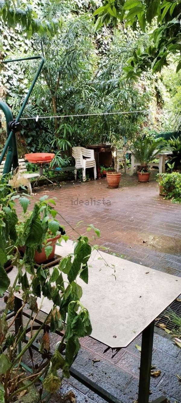 appartamento in vendita a Napoli in zona Arenella
