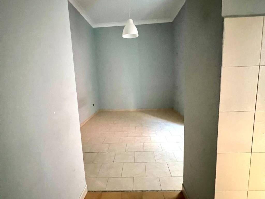 appartamento in vendita a Napoli in zona Chiaia