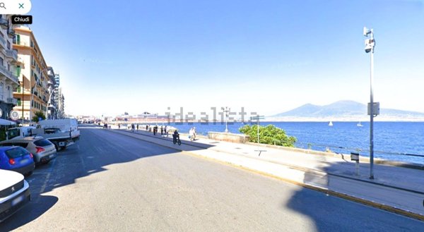 appartamento in vendita a Napoli in zona San Ferdinando