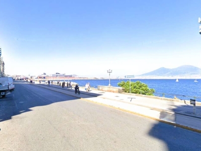 appartamento in vendita a Napoli in zona San Ferdinando